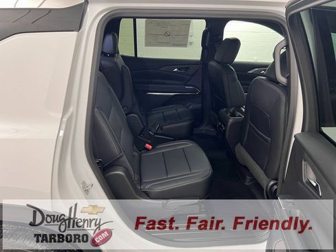 New 2026 Chevrolet Traverse LT w/ Driver Confidence Package image 41