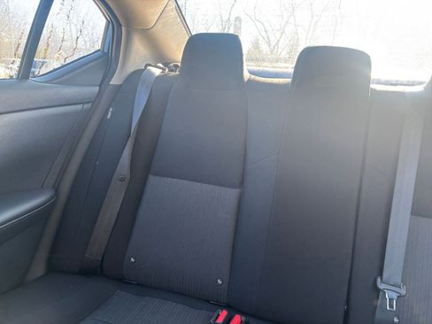 Used 2025 Nissan Sentra SV image 37