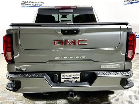 Used 2023 GMC Sierra 1500 Elevation w/ Preferred Package RWD image 4