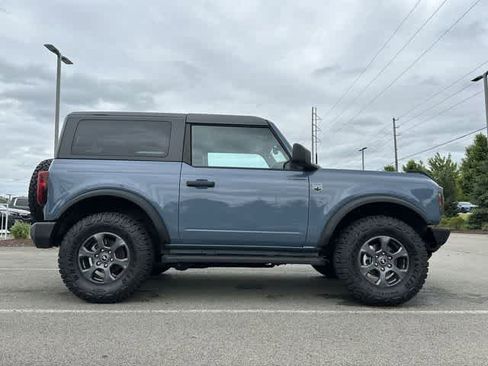 Used 2024 Ford Bronco Big Bend AWD/4WD image 3
