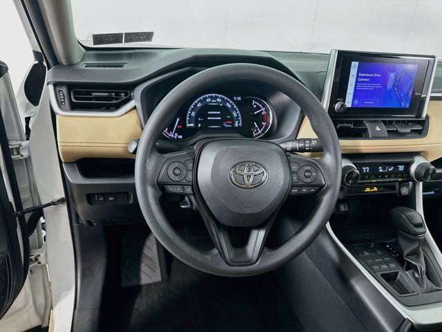 Used 2023 Toyota RAV4 XLE AWD/4WD image 24