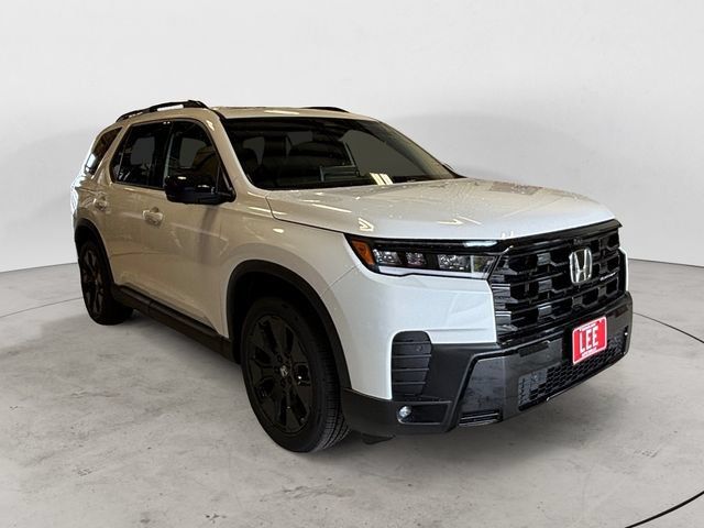 New 2026 Honda Pilot Black Edition image 8