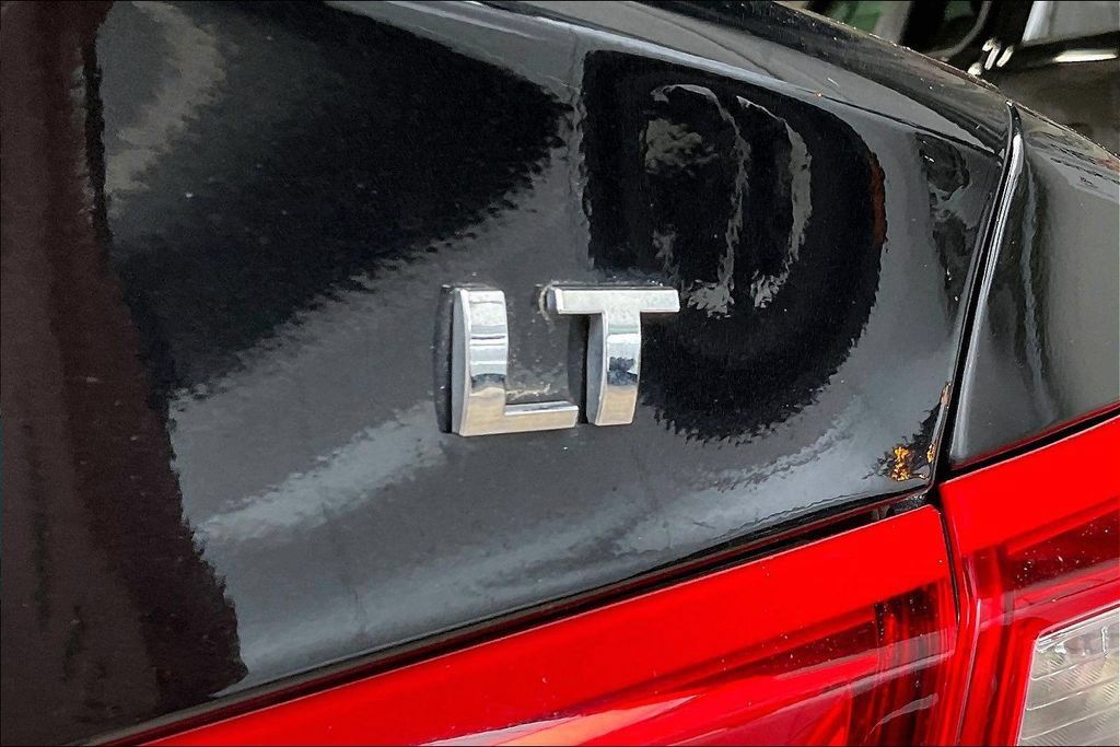 Used 2024 Chevrolet Malibu LT FWD image 20