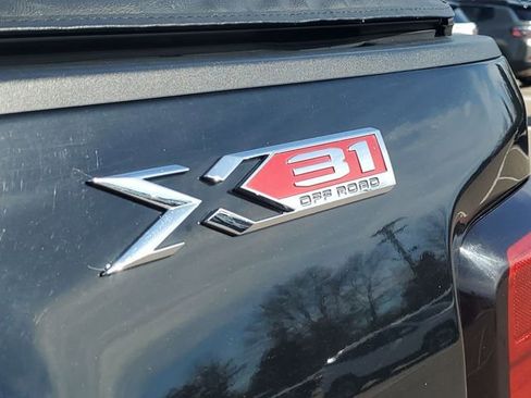 Used 2021 GMC Sierra 2500 SLT w/ SLT Premium Package image 39