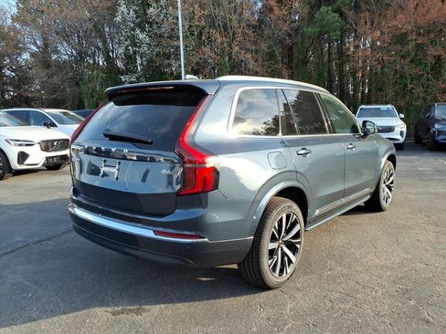 New 2026 Volvo XC90 B6 Core image 3