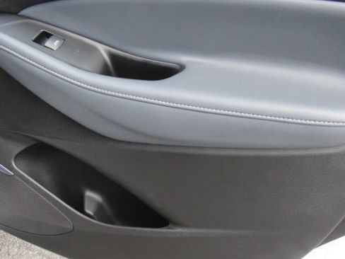 Used 2024 Buick Enclave Premium FWD image 17