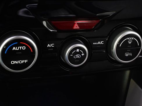 Used 2023 Subaru Forester Premium image 30