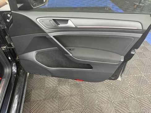 Used 2018 Volkswagen GTI S FWD image 6