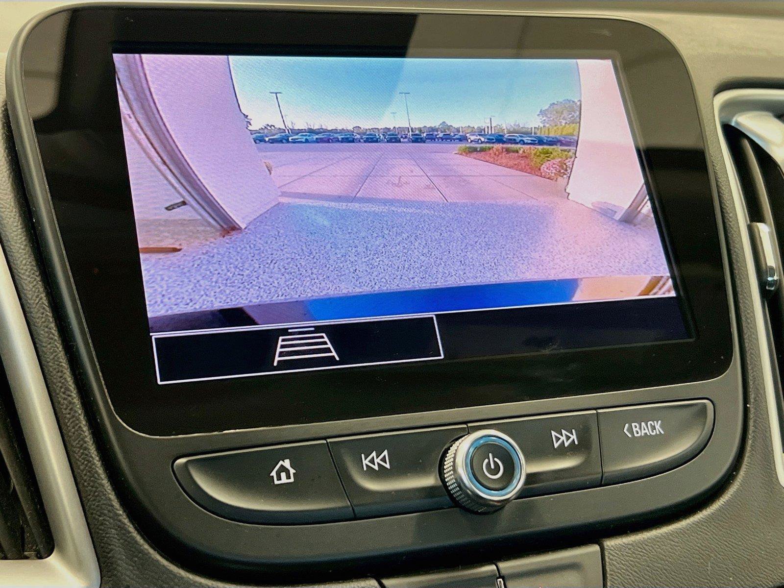 Used 2024 Chevrolet Malibu LT FWD image 6