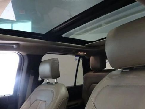 Used 2018 Ford Expedition Limited w/ Equipment Group 301A image 20