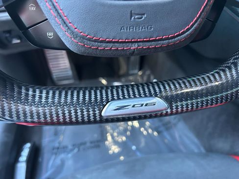 Used 2025 Chevrolet Corvette Z06 image 23