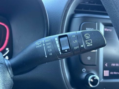 Used 2023 Kia Soul LX image 26
