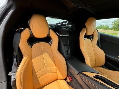 Used 2023 Chevrolet Corvette Z06 image 16