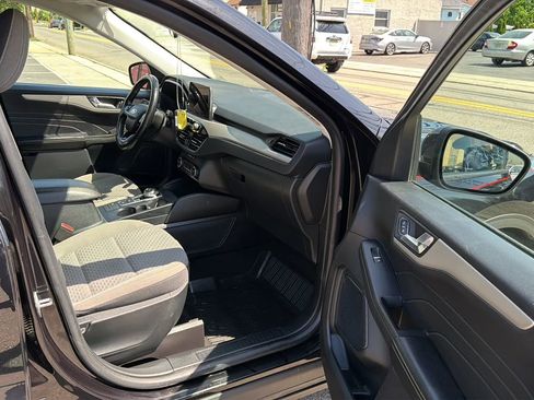Used 2021 Ford Escape SE w/ Convenience Package AWD/4WD image 25
