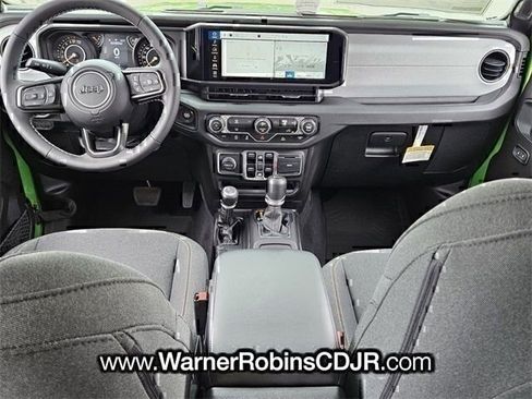 New 2025 Jeep Gladiator Sport image 8