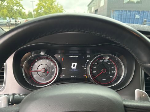 Used 2022 Dodge Charger Scat Pack w/ Dynamics Package RWD image 17