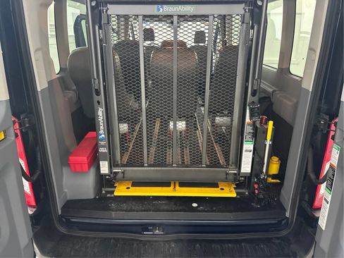 Used 2019 Ford Transit 350 XL RWD image 16