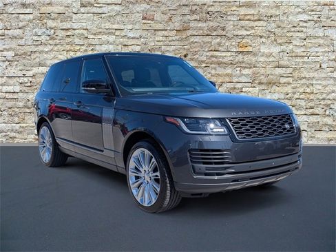Used 2018 Land Rover Range Rover Supercharged image 2