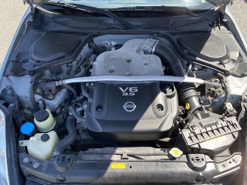 Used 2005 Nissan 350Z Touring image 36