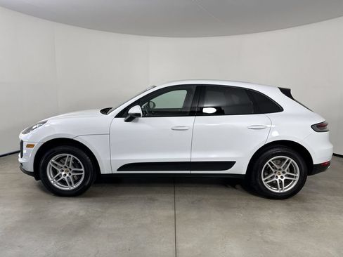 Certified 2020 Porsche Macan AWD/4WD image 2