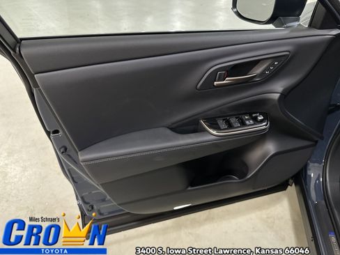 New 2025 Toyota Crown Signia image 18