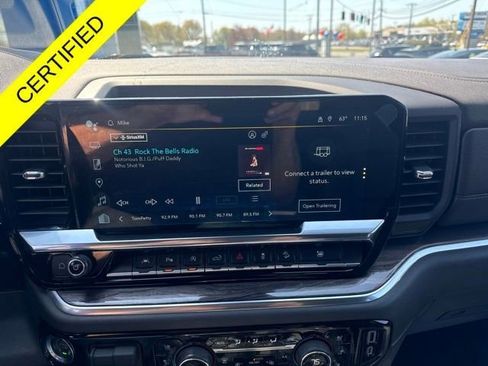 Used 2022 Chevrolet Silverado 1500 LTZ w/ LTZ Premium Package AWD/4WD image 13