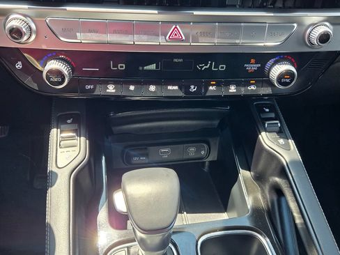 Used 2024 Kia Telluride EX X-Line AWD/4WD image 21
