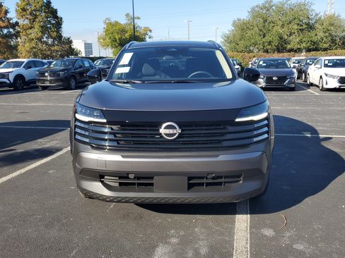 New 2026 Nissan Kicks SV image 2