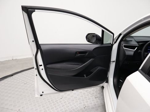 Certified 2023 Toyota Corolla LE image 16