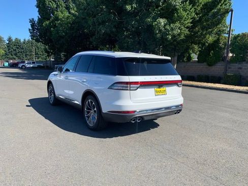 New 2025 Lincoln Aviator Premiere w/ Equipment Group 101A image 3