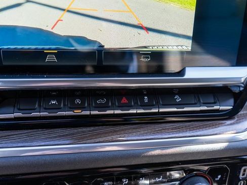 Used 2023 Chevrolet Silverado 1500 LT Trail Boss w/ Protection Package image 29