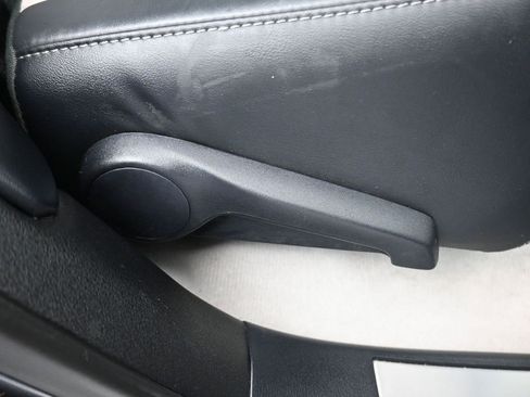 Used 2017 Lexus RX 350 350 w/ Luxury Package image 39