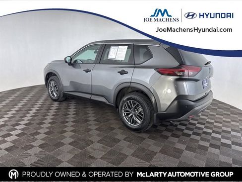 Used 2023 Nissan Rogue S image 8