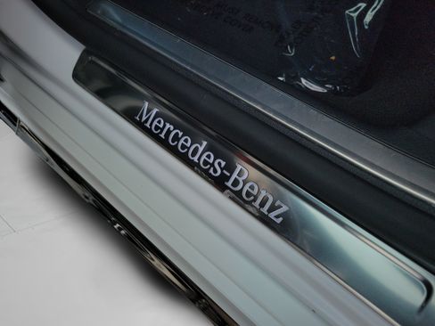 Used 2024 Mercedes-Benz S 580 4MATIC Sedan image 33