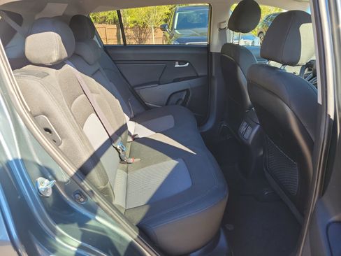 Used 2015 Kia Sportage LX image 12