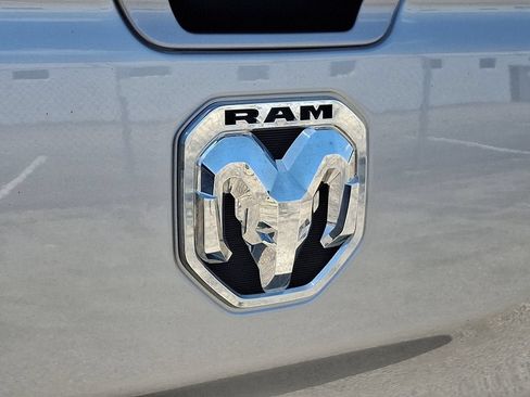 Used 2023 RAM 1500 Big Horn AWD/4WD image 32