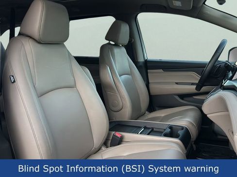 Used 2018 Honda Odyssey Touring image 21