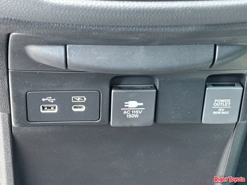 Used 2026 Honda Odyssey Elite image 27