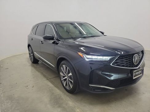 Used 2025 Acura MDX w/ Technology Package image 4