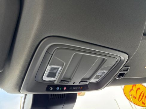Used 2023 Chevrolet Silverado 1500 LT AWD/4WD image 27