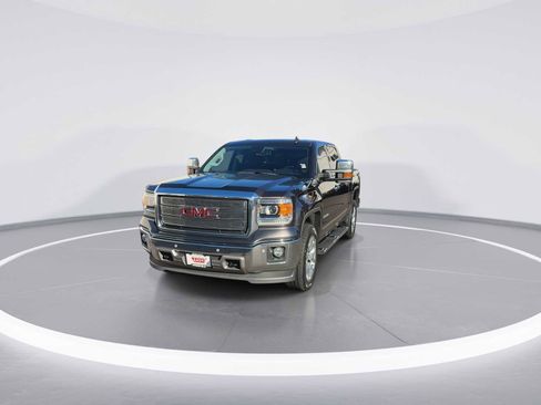 Used 2015 GMC Sierra 1500 SLT w/ SLT Crew Cab Value Package image 3
