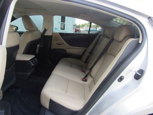 Used 2020 Lexus ES 350 w/ Premium Package image 21