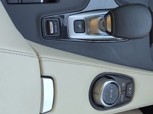 Used 2021 INFINITI QX50 Luxe image 9