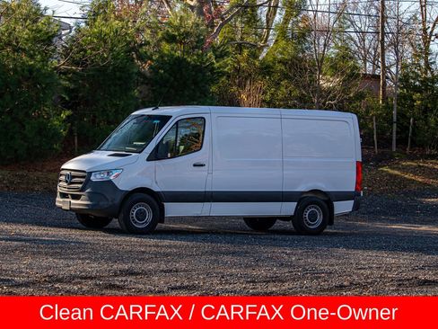 Used 2022 Mercedes-Benz Sprinter 1500 image 3