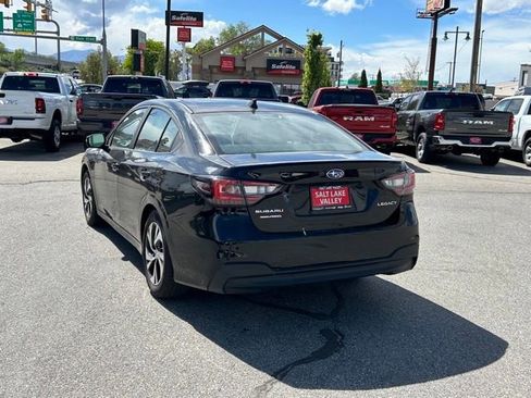 Used 2025 Subaru Legacy Premium AWD/4WD image 7