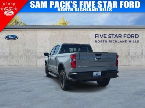 Used 2025 Chevrolet Silverado 1500 ZR2 w/ Technology Package AWD/4WD image 8