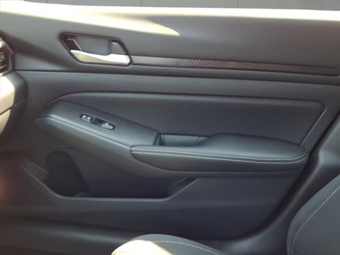 New 2025 Nissan Altima 2.5 SV w/ SV Premium Package image 21