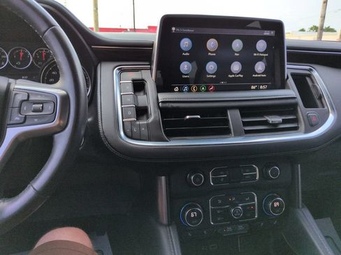 Used 2021 Chevrolet Tahoe Z71 w/ Rear Media and Nav Package AWD/4WD image 17