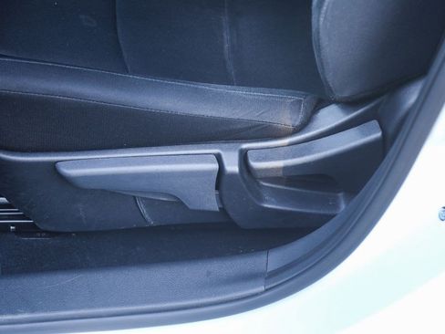 Used 2024 Nissan Sentra S FWD image 19