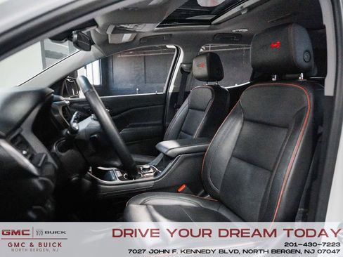 Used 2023 GMC Acadia AT4 w/ Preferred Package image 29